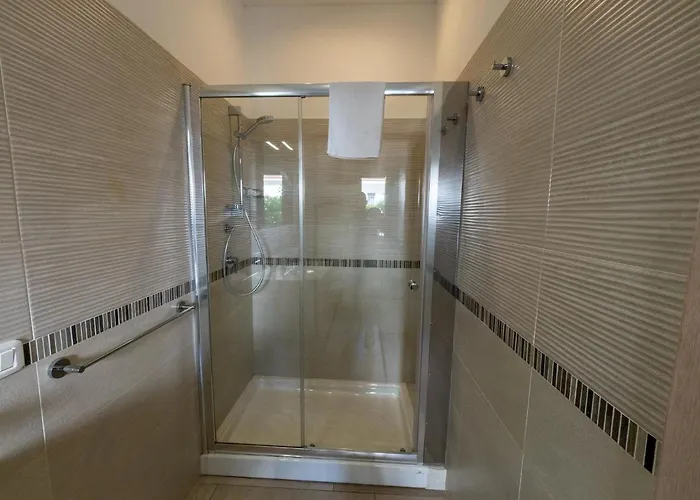 Lisa Bed & Breakfast 4*