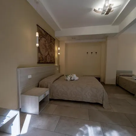 לינה וארוחת בוקר Lisa קוריליאנו קלאברו